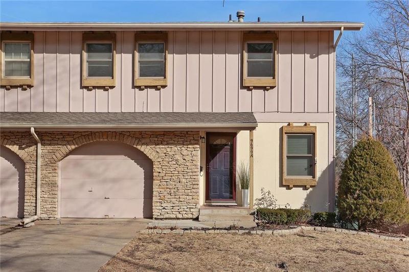 9699 Wedd Dr #A, Overland Park, KS 66212