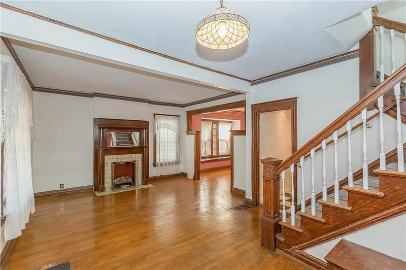 4428 Harrison St, Kansas City, MO 64110