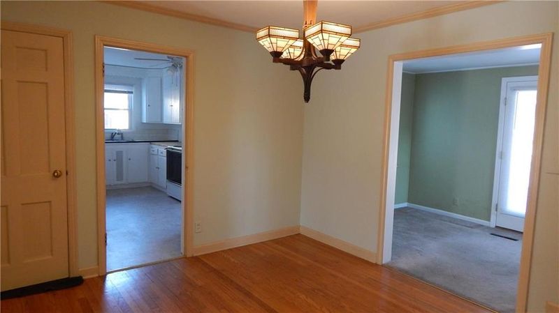 5807 Riggs St, Mission, KS 66202