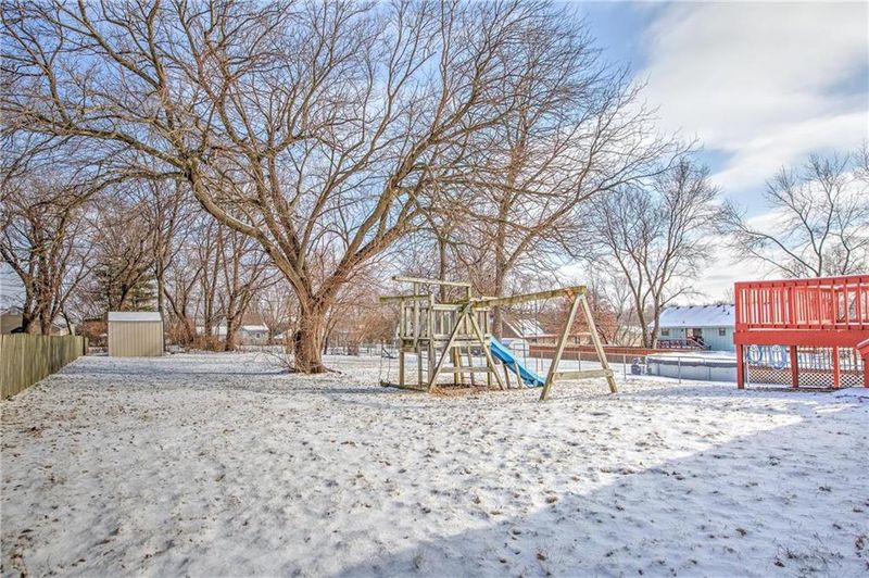 11509 N Walnut St, Kansas City, MO 64155