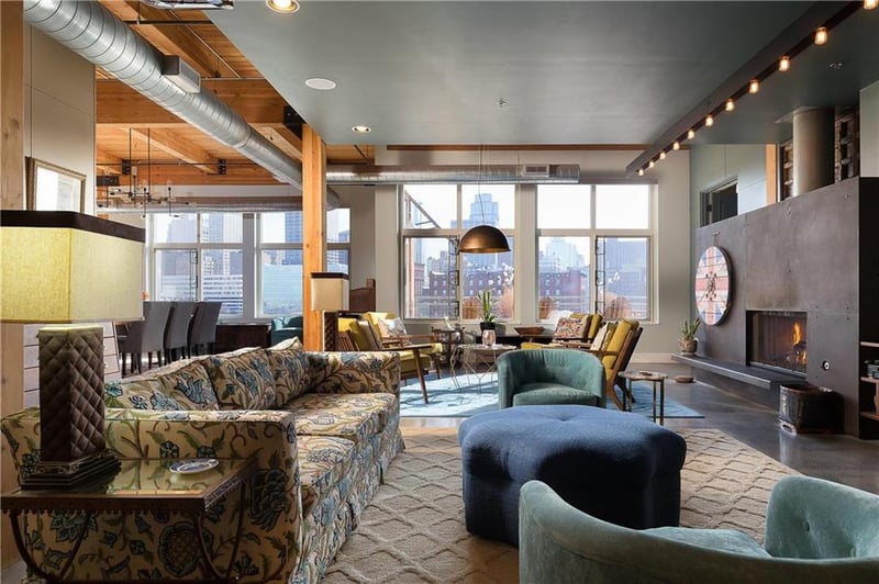 210 W 5th St #409, Kansas City, MO 64105