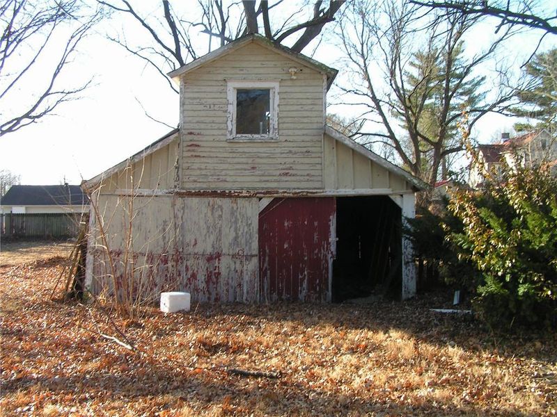 506 E Franklin St, Clinton, MO 64735