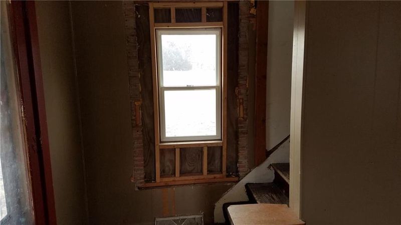 119 F St, Other, KS 67449