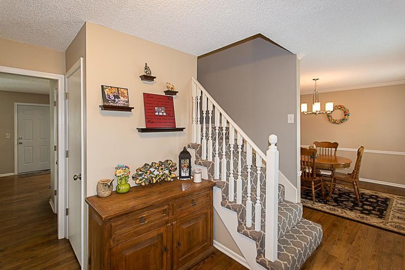 11330 Mackey St, Overland Park, KS 66210