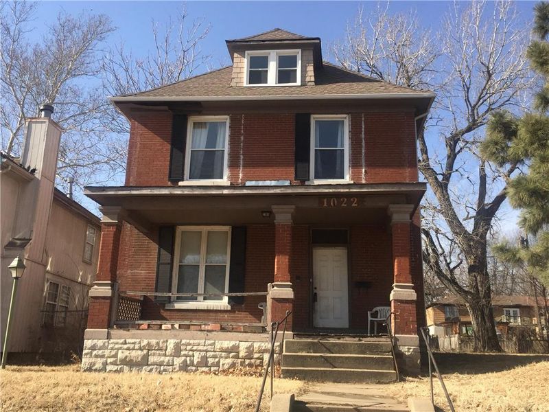 1022 Olive St, Kansas City, MO 64127