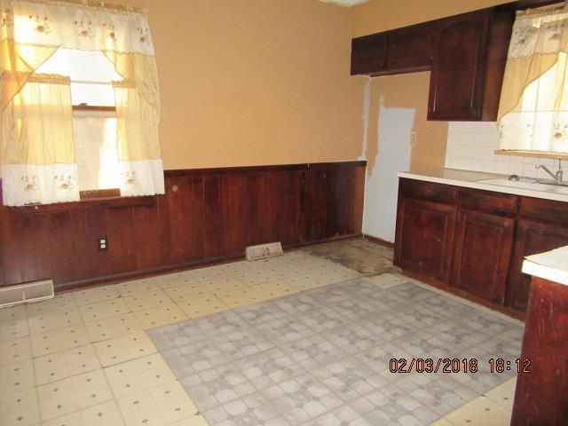 7607 E 117th Ter, Kansas City, MO 64134