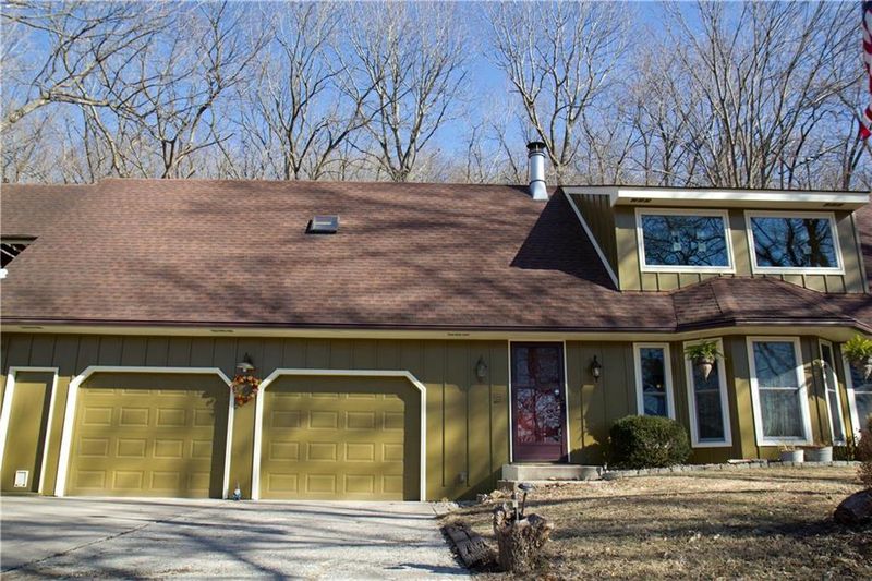 2803 N Lentz Rd, Independence, MO 64058