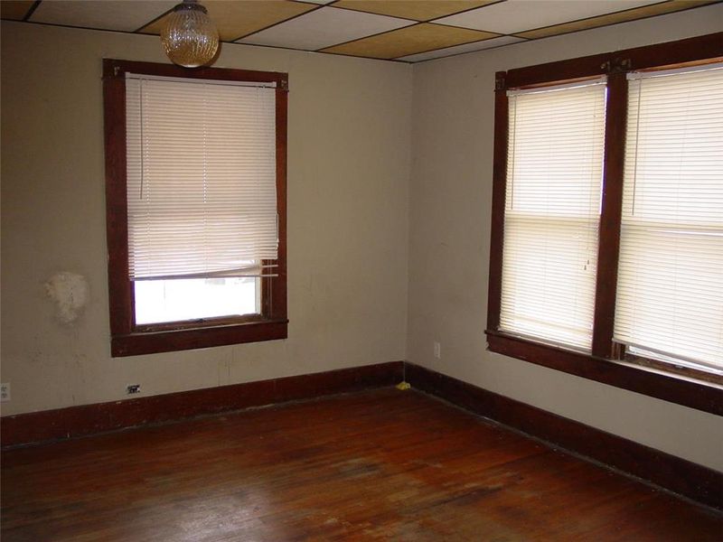 427 E Market St, Warrensburg, MO 64093