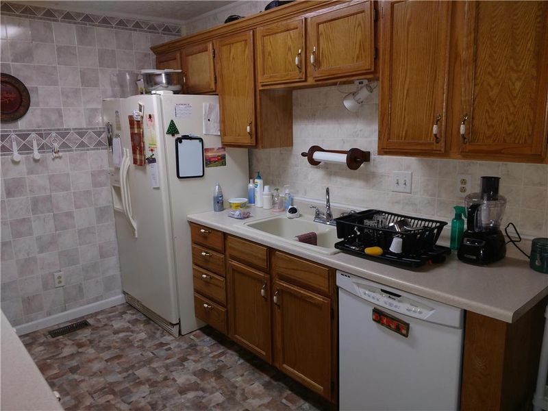 4800 Appleton Ave, Kansas City, MO 64133