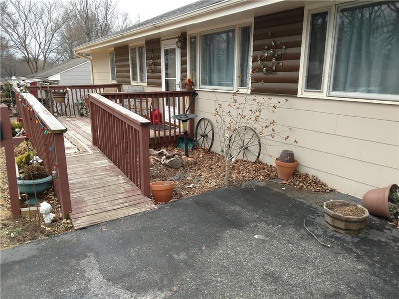 4800 Appleton Ave, Kansas City, MO 64133