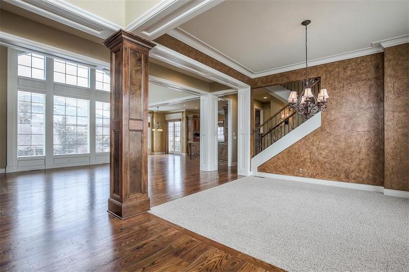 16332 Barton St, Overland Park, KS 66221