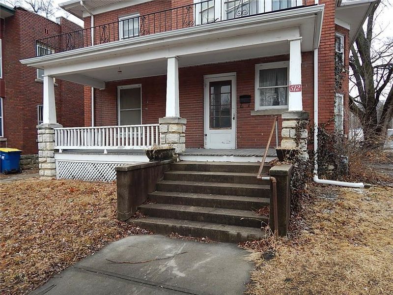 512 Elms Blvd, Excelsior Springs, MO 64024