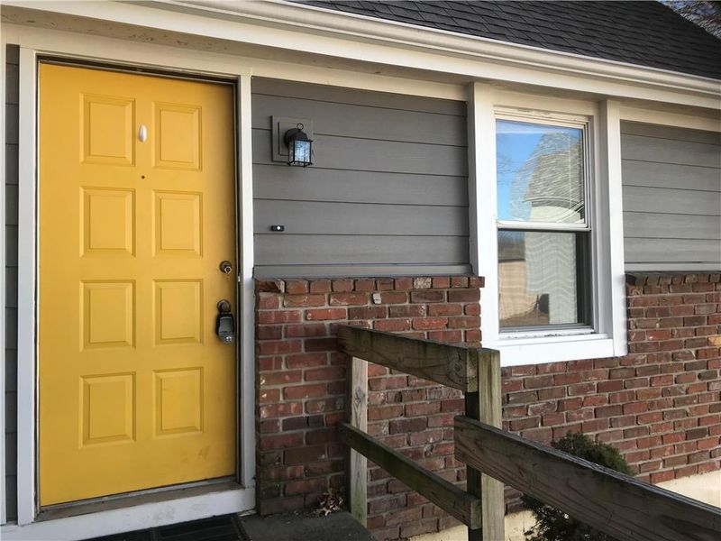 6134 Newton St, Overland Park, KS 66202