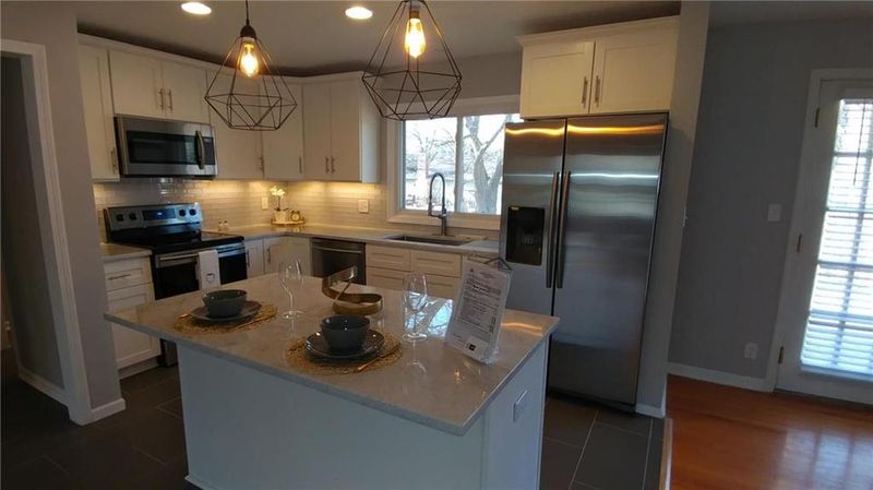 8946 Conser Dr, Overland Park, KS 66212