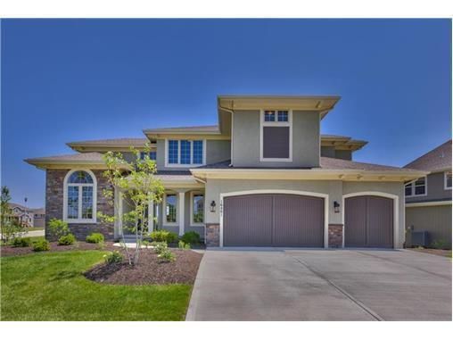 17209 Melrose St, Overland Park, KS 66221