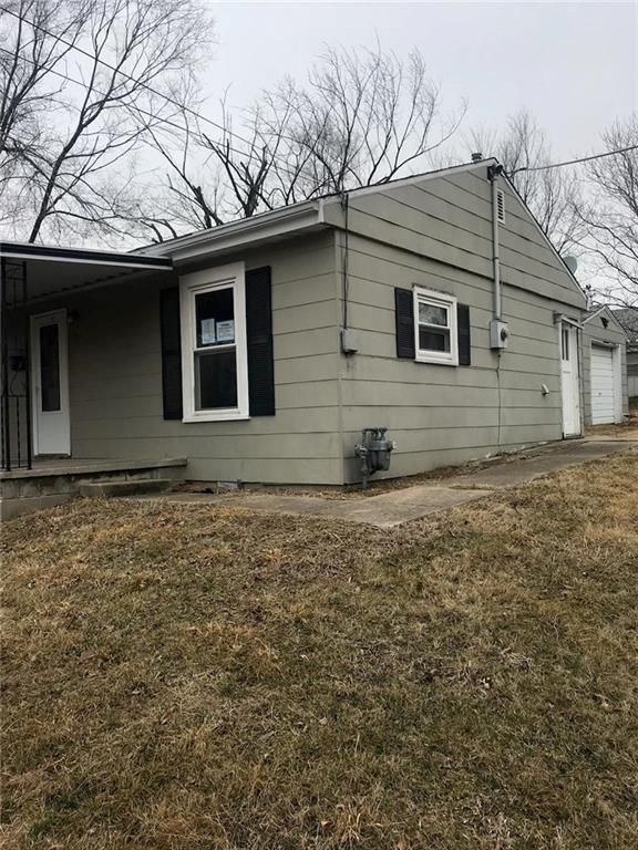 707 E Washington St, Carrollton, MO 64633