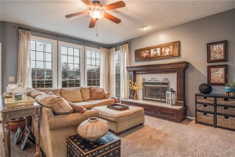 15838 Maple St, Overland Park, KS 66223
