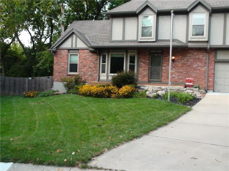 14318 W 89th St, Lenexa, KS 66215