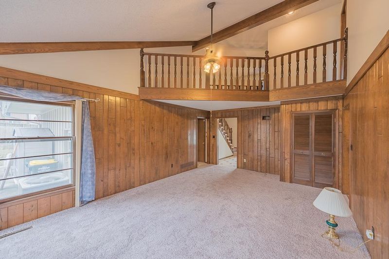 14318 W 89th St, Lenexa, KS 66215