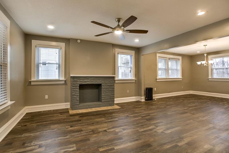 4609 Forest Ave, Kansas City, MO 64110