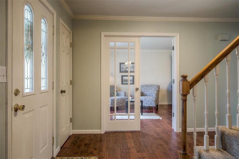 10412 Bond St, Overland Park, KS 66214