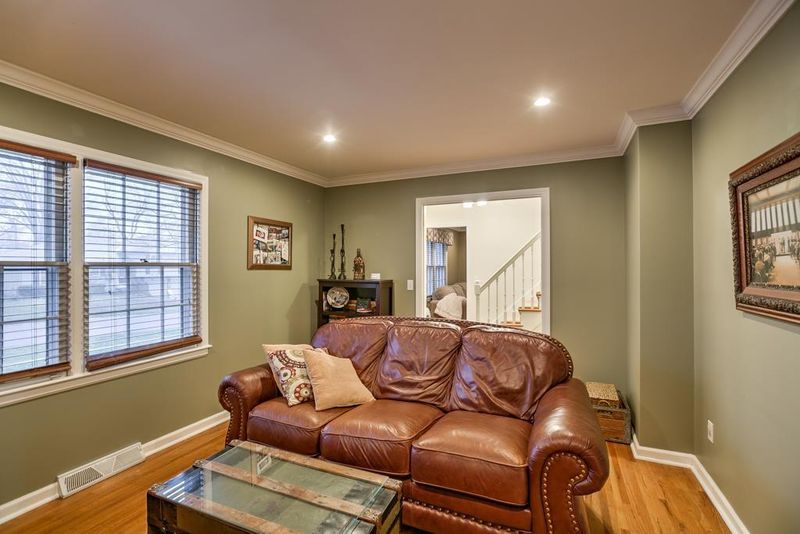 9413 Connell Dr, Overland Park, KS 66212