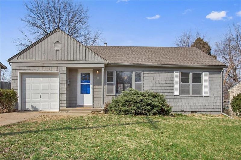 124 W 85th St, Kansas City, MO 64114