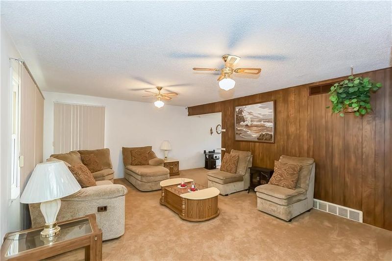 7420 E 57th St, Kansas City, MO 64129