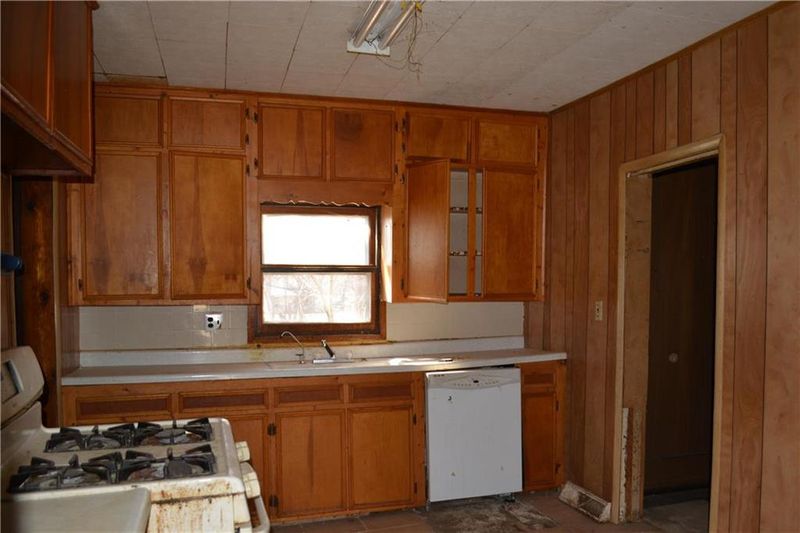 132 S Kallock St, Richmond, KS 66080