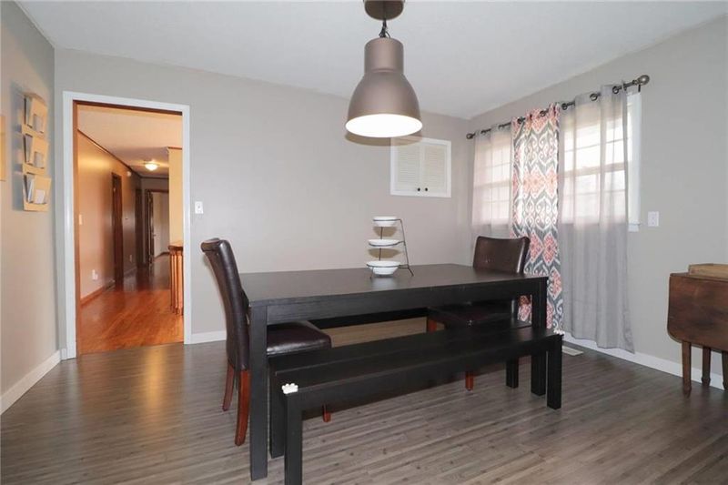 8603 E 47th St, Kansas City, MO 64129