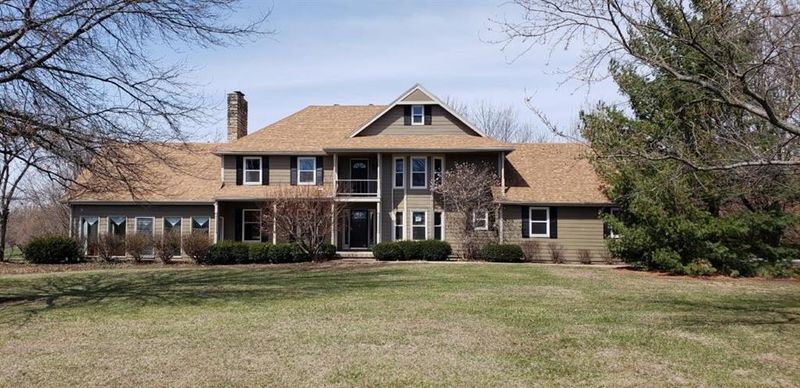 17850 Goddard St, Overland Park, KS 66221