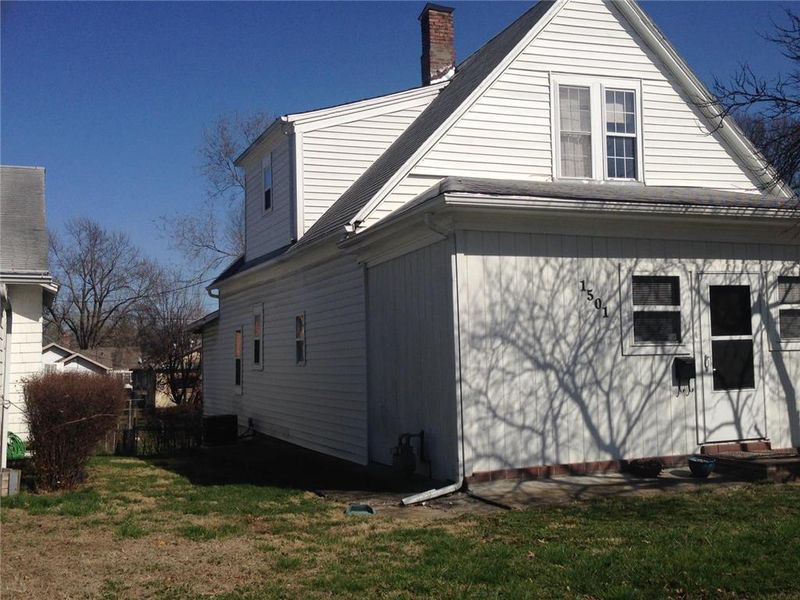 1501 N 17 St, Kansas City, KS 66102