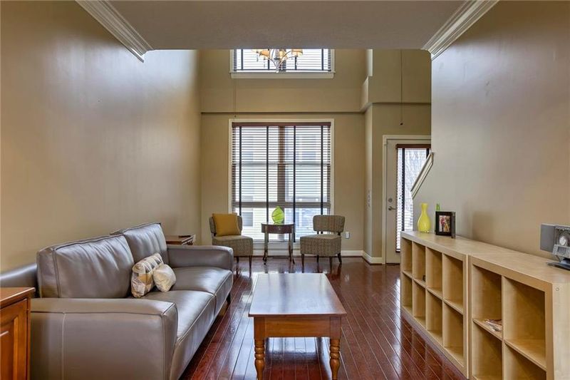 4541 Madison St, Kansas City, MO 64111