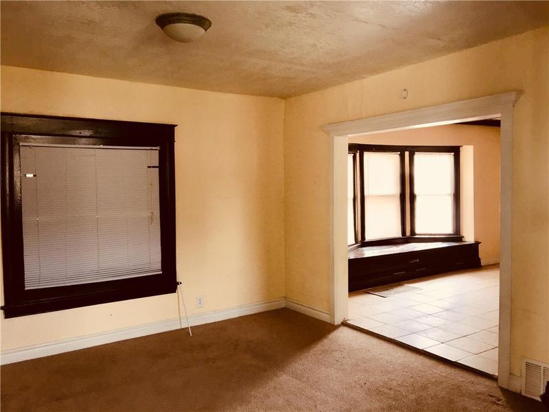 3230 Benton Blvd, Kansas City, MO 64130