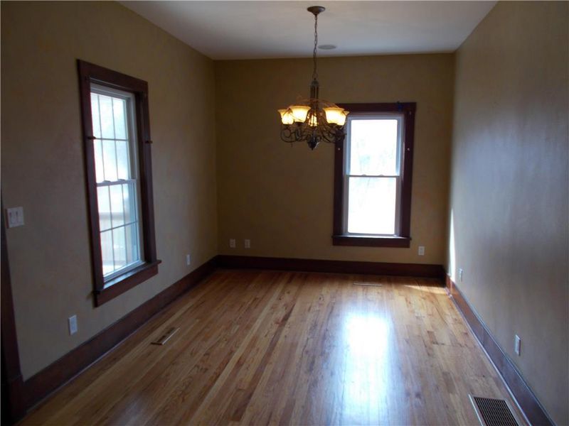 7148 Logeman St, Atchison, KS 66002