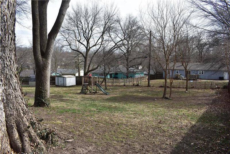 11219 E 48th St, Kansas City, MO 64133