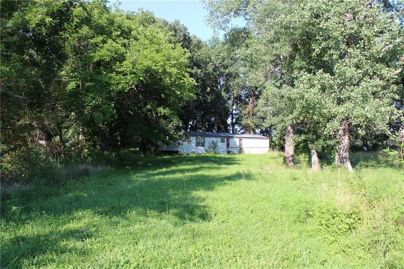 201 SW 400 Rd, Warrensburg, MO 64093