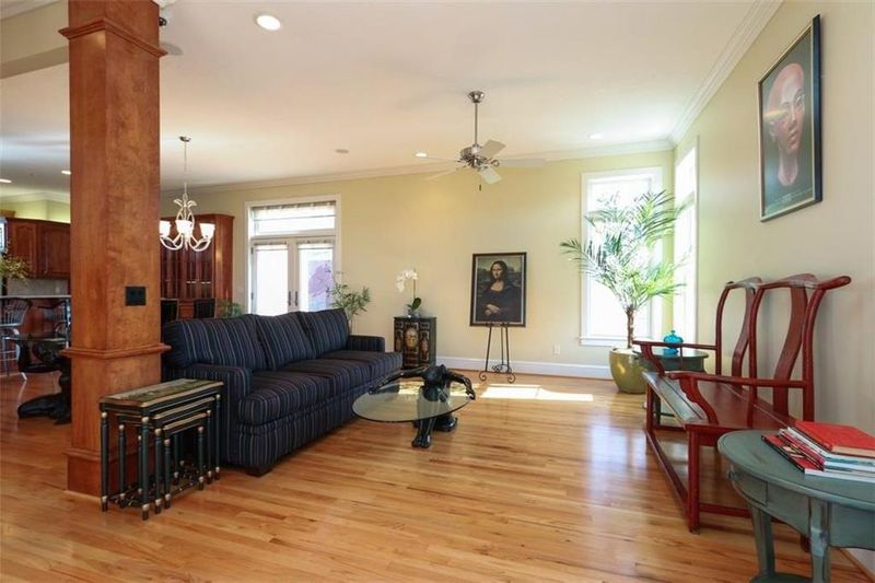 1301 E 24 St, Kansas City, MO 64108