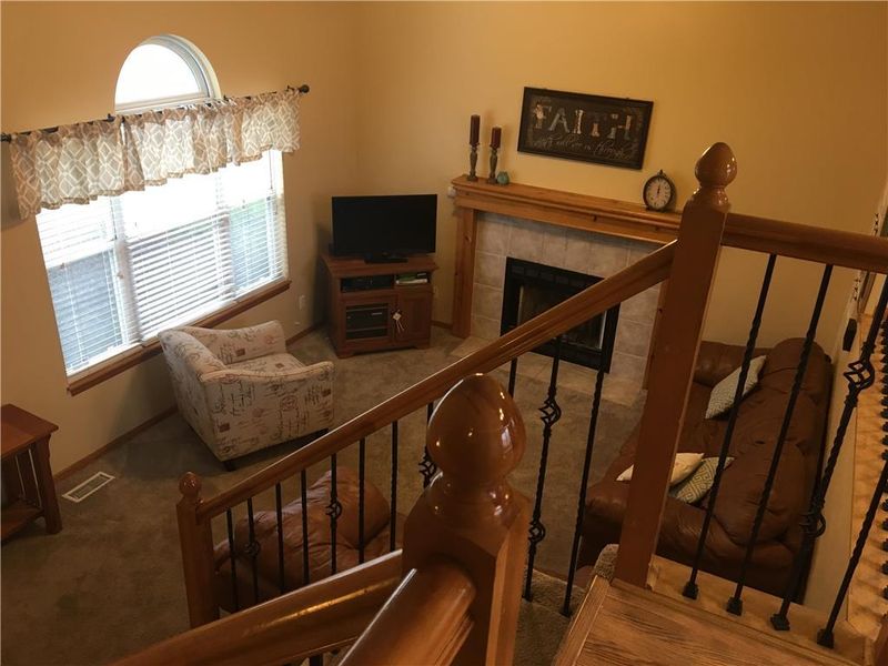 1600 Johnston Dr, Raymore, MO 64083