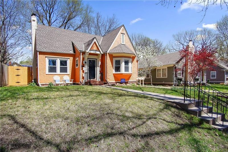 120 E 65th Ter, Kansas City, MO 64113