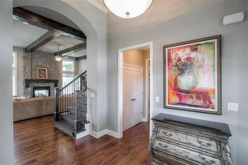11403 W 166th Ter, Overland Park, KS 66062