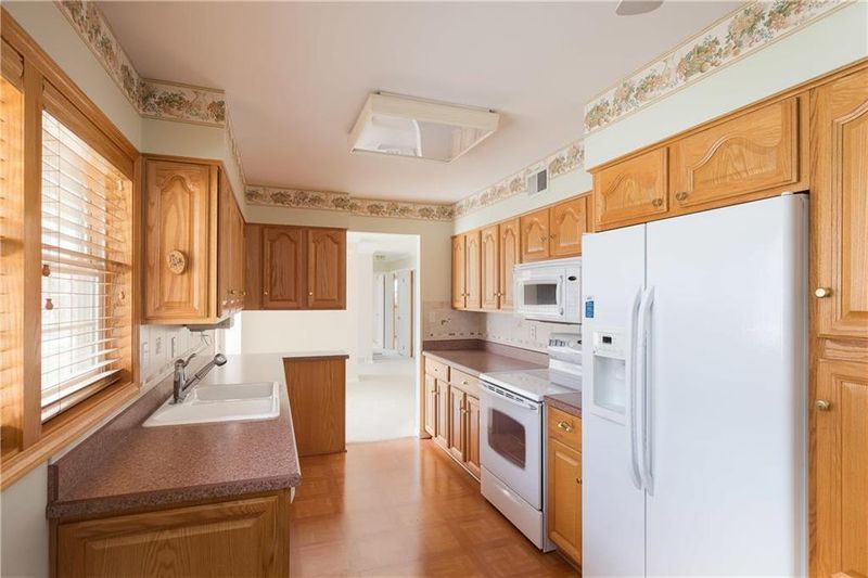 4500 Ridgeway Ave, Kansas City, MO 64133