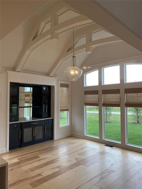 2303 W 179th Ter, Overland Park, KS 66085