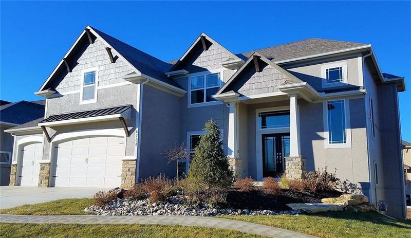 6708 Apache Dr, Shawnee, KS 66226