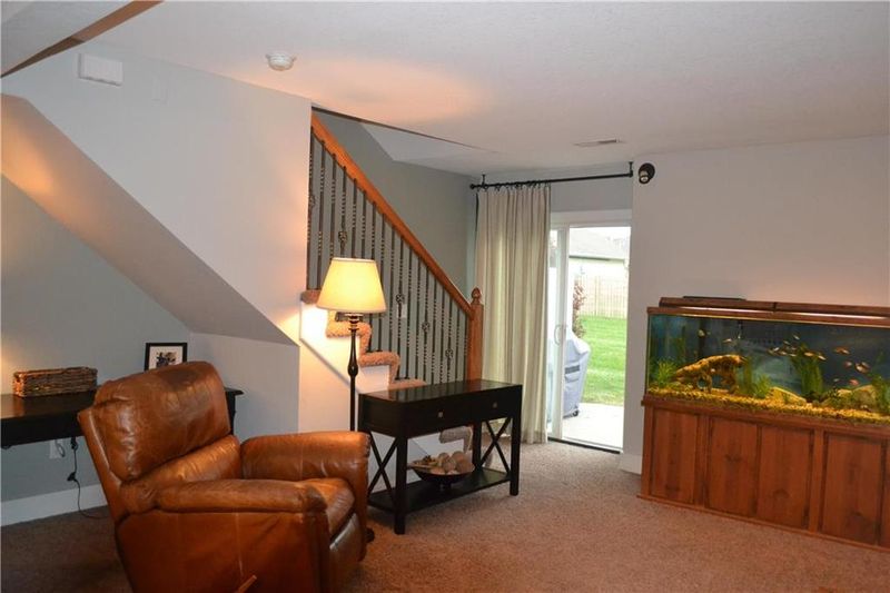 21143 Millridge St, Spring Hill, KS 66083