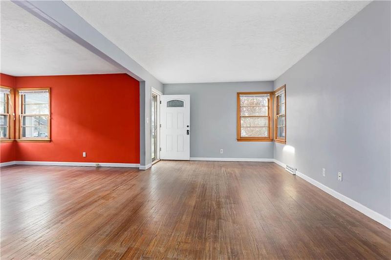 1030 E 22nd Ave, Kansas City, MO 64116