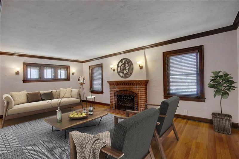 313 E 70th Ter, Kansas City, MO 64113