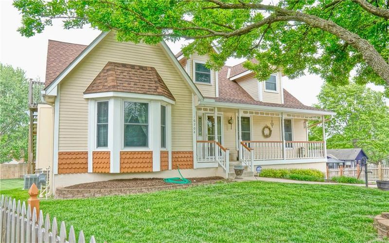 16704 E 51st Ter, Independence, MO 64055