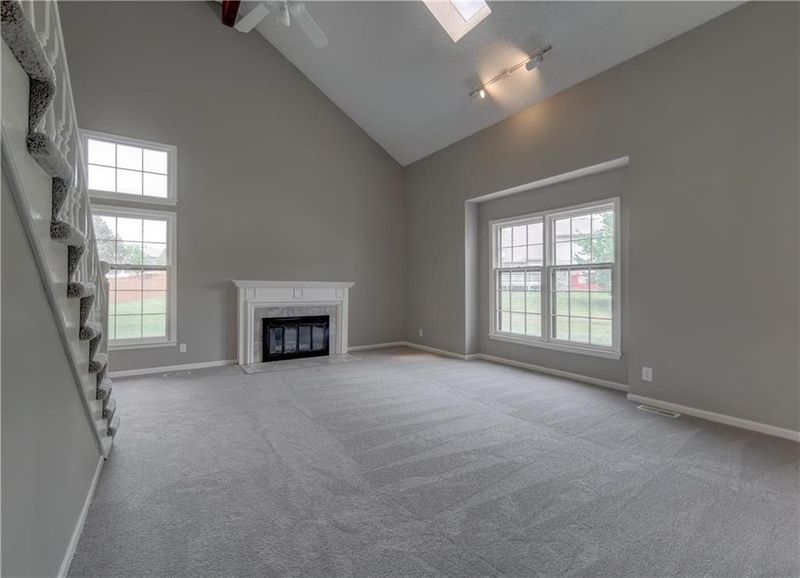 10616 W 116th Ter, Overland Park, KS 66210