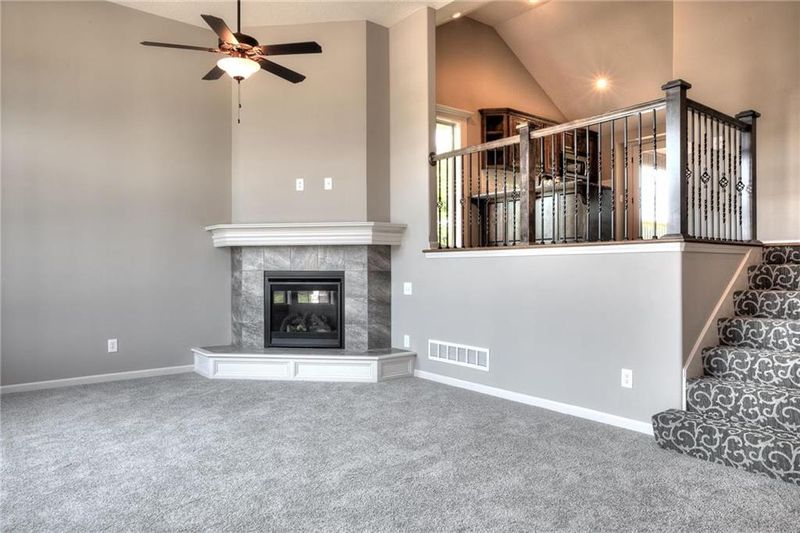9424 NE 97th St, Kansas City, MO 64157